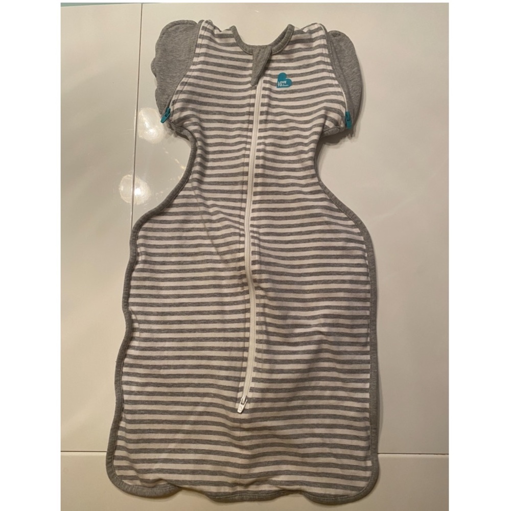 Love to Dream Size Medium Swaddle